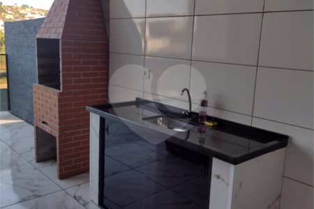 Sobrado à venda com 2 quartos, sendo 1 suíte,  no Centro, Bom Jesus dos Perdões, SP