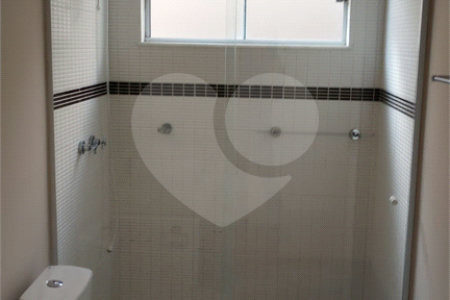 Casa à venda com 3 suítes no condomínio Picollo, Louveira - SP