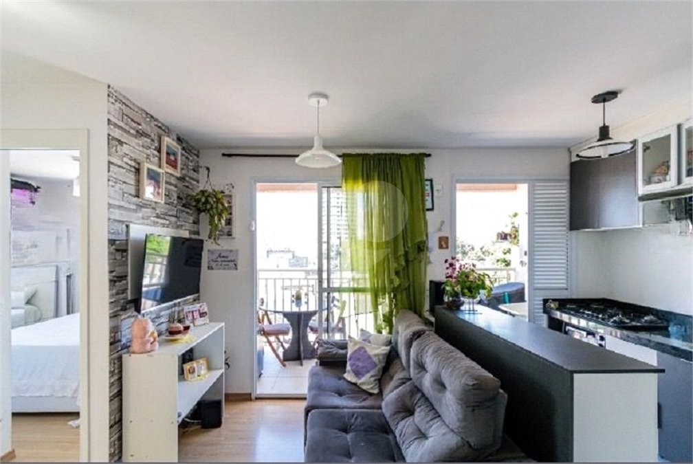 Apartamento à venda com 2 quartos em Parque Industrial Tomas Edson, São Paulo, SP