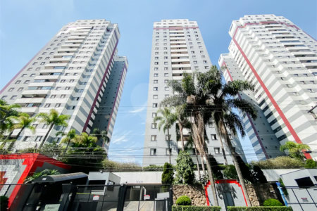 Apartamento - Mooca - 3 Quartos / 1 Suíte - 2 Vagas - Venda / Compra