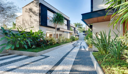 Casa à venda com 4 suítes no condomínio Vila Arese, São Paulo - SP