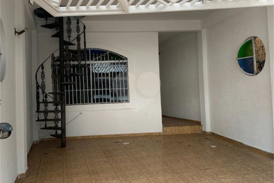 Sobrado à venda com 3 quartos, sendo 1 suíte, em Tremembé, São Paulo, SP