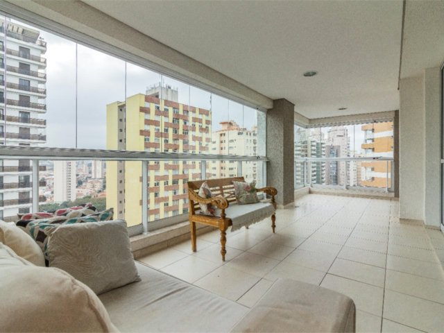 Apartamento à venda com 4 quartos, sendo 2 suítes,  em Santana, São Paulo, SP