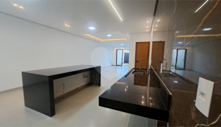 Duplex à venda com 3 quartos, sendo 1 suíte, em Tabapiri, Porto Seguro, BA