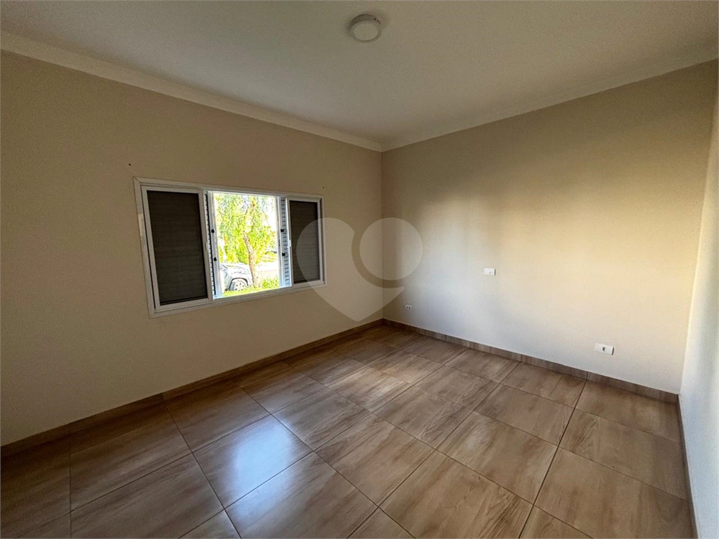 Casa à venda com 2 quartos, sendo 1 suíte, no condomínio Residencial Lagos D Icarai, Salto - SP