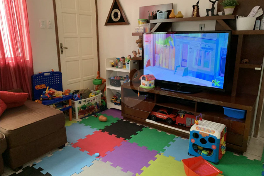 Sobrado à venda com 3 quartos em Vila Guilherme, São Paulo, SP