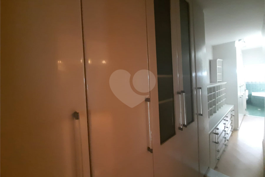 Sobrado à venda com 3 quartos, sendo 2 suítes, em Santana, São Paulo, SP