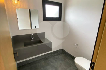 Casa à venda com 4 quartos, sendo 3 suítes,  no condomínio Jardim das Palmeiras, Bragança Paulista - SP