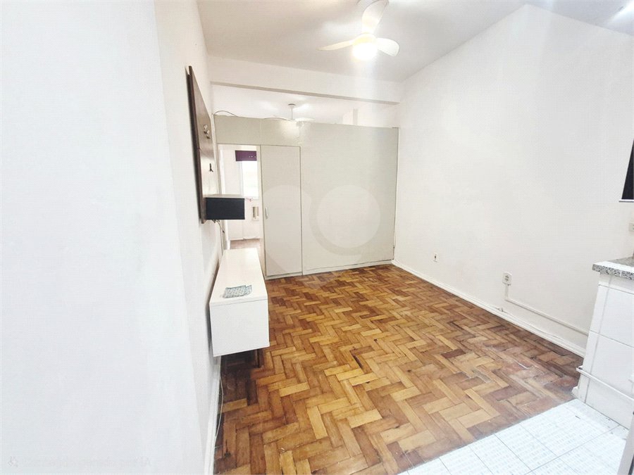 Kitnet à venda com 1 quarto em Leme, Rio de Janeiro, RJ