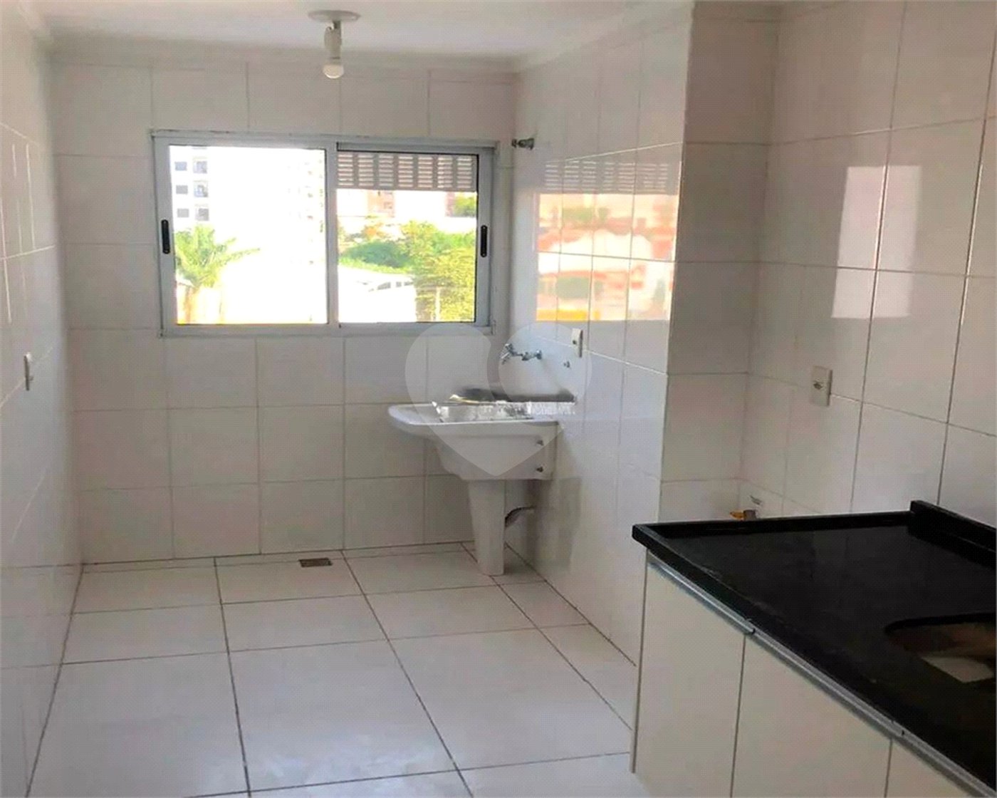 Apartamento à venda com 2 quartos, sendo 1 suíte, em Vila Lucy, Sorocaba, SP