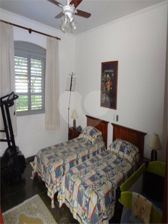 Casa à venda com 4 quartos, sendo 2 suítes,  no condomínio Acmti - Colinas do Mosteiro, Terras de Itaici e Recanto dos Pássaros, Indaiatuba - SP