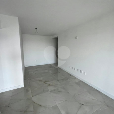 Apartamento à venda com 2 suítes em Parque Campolim, Sorocaba, SP