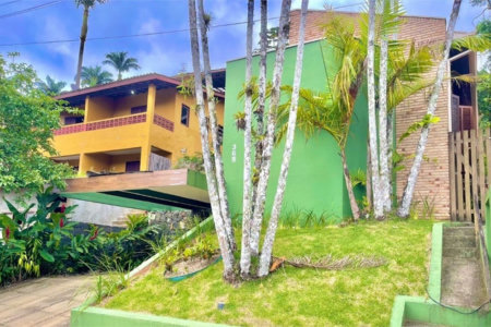 Casa com 3 dormitórios à venda, 122 m² por R$ 1.100.000,00 - Toninhas - Ubatuba/SP