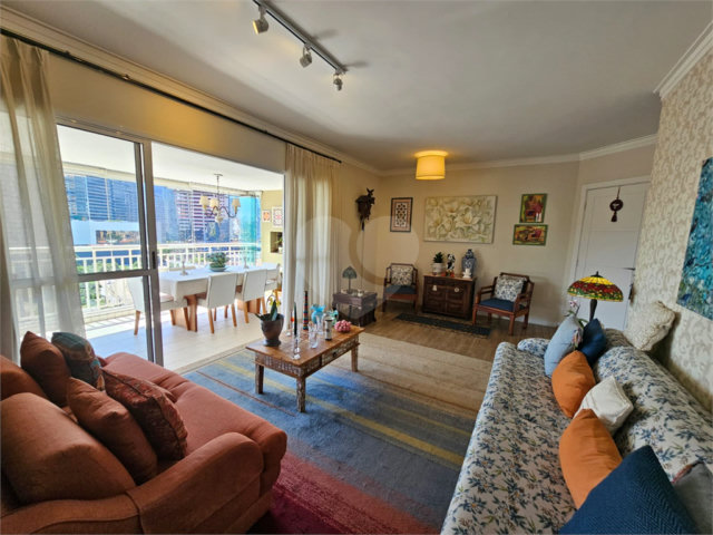 Apartamento à venda com 3 suítes em Chácara Santo Antônio (zona Sul), São Paulo, SP