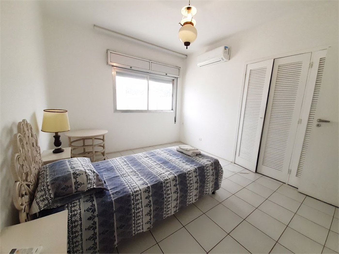 Apartamento Residencial à venda, Pitangueiras, Guarujá - AP0163.