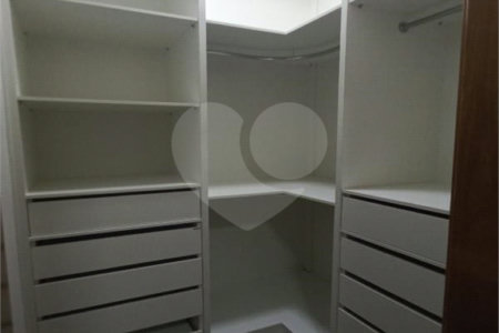 Casa à venda com 3 suítes no condomínio Piemonte, Indaiatuba - SP