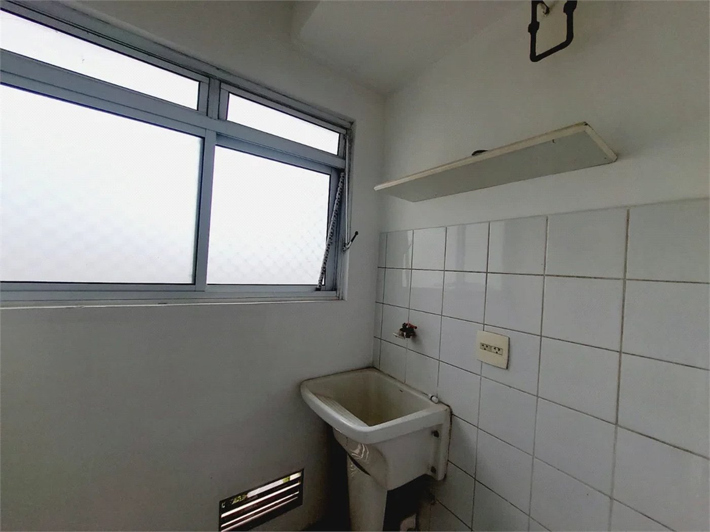 Apartamento à venda ou para alugar com 2 quartos em Vila Anastácio, São Paulo, SP