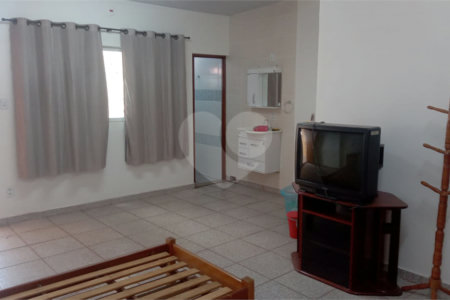 Casa à venda com 3 quartos, sendo 1 suíte, em Vila Medeiros, São Paulo, SP