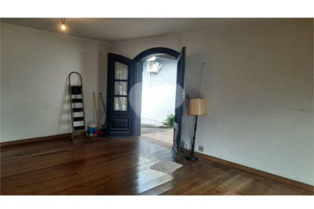 Casa à venda com 2 quartos, sendo 1 suíte,  no Centro, Itu, SP