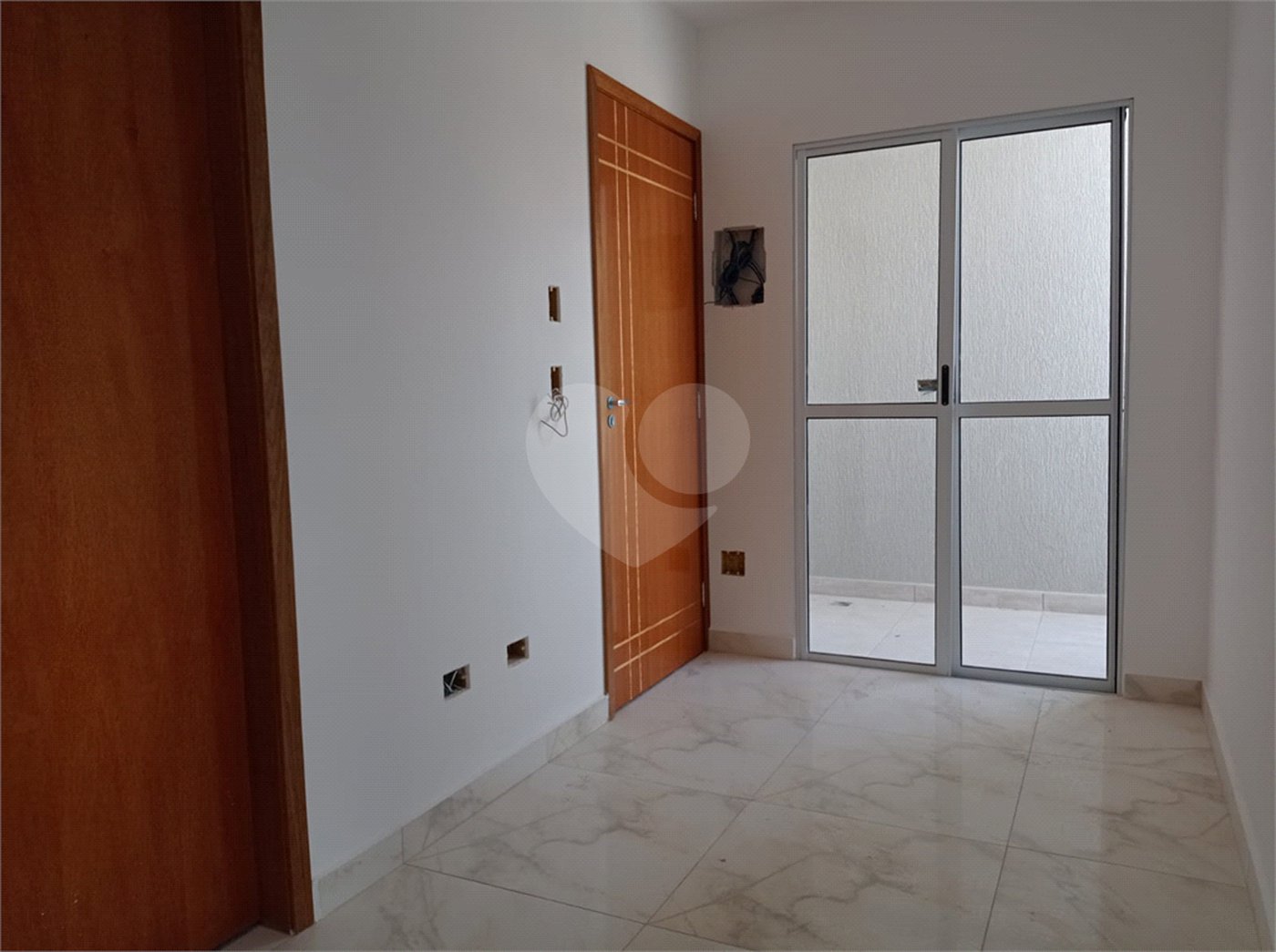 Casa à venda com 2 quartos no condomínio Regina, São Paulo - SP