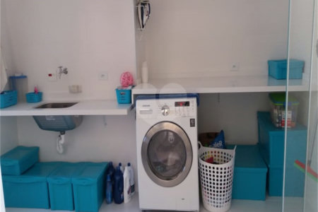 Casa à venda com 4 suítes no condomínio Residencial Paineiras, São Paulo - SP