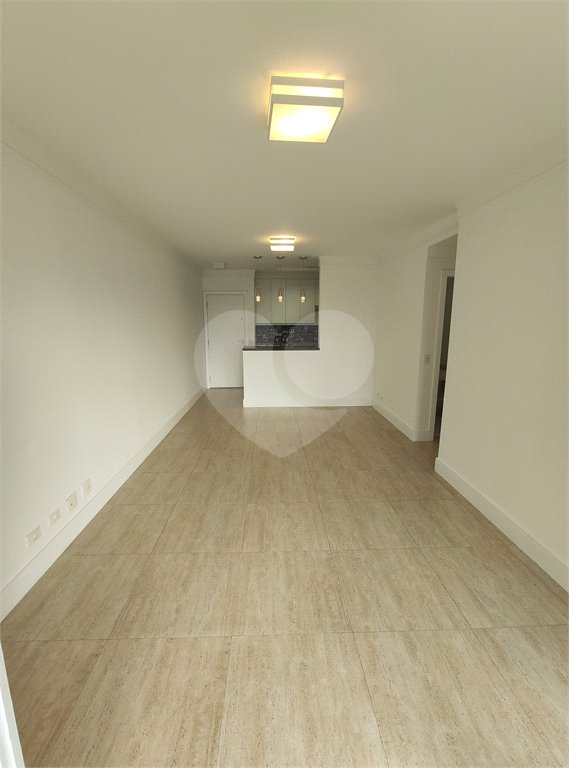 Apartamento à venda ou para alugar com 3 quartos, sendo 1 suíte,  em Parque Reboucas, São Paulo, SP