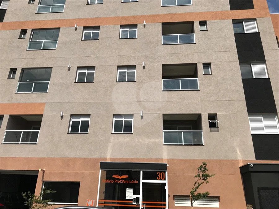 APARTAMENTO 02 DORMITÓRIOS COLADO NA USP
