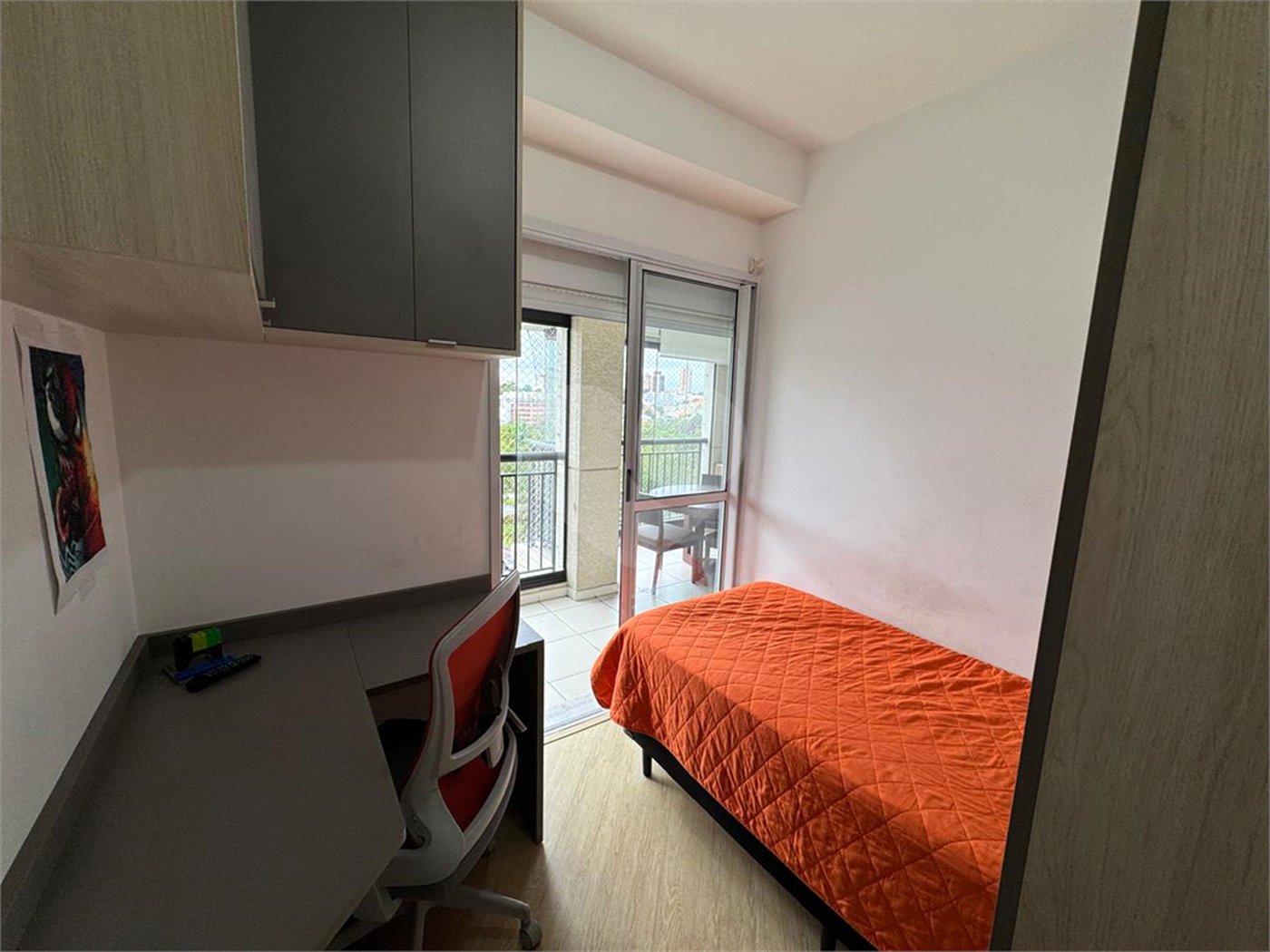 Apartamento à venda com 3 quartos, sendo 1 suíte, em Vila Gilda, Santo André, SP