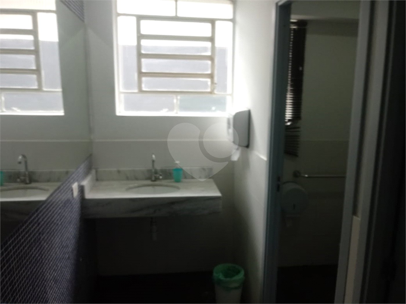 Casa à venda com 4 quartos em Jardim Paineiras, São Paulo, SP
