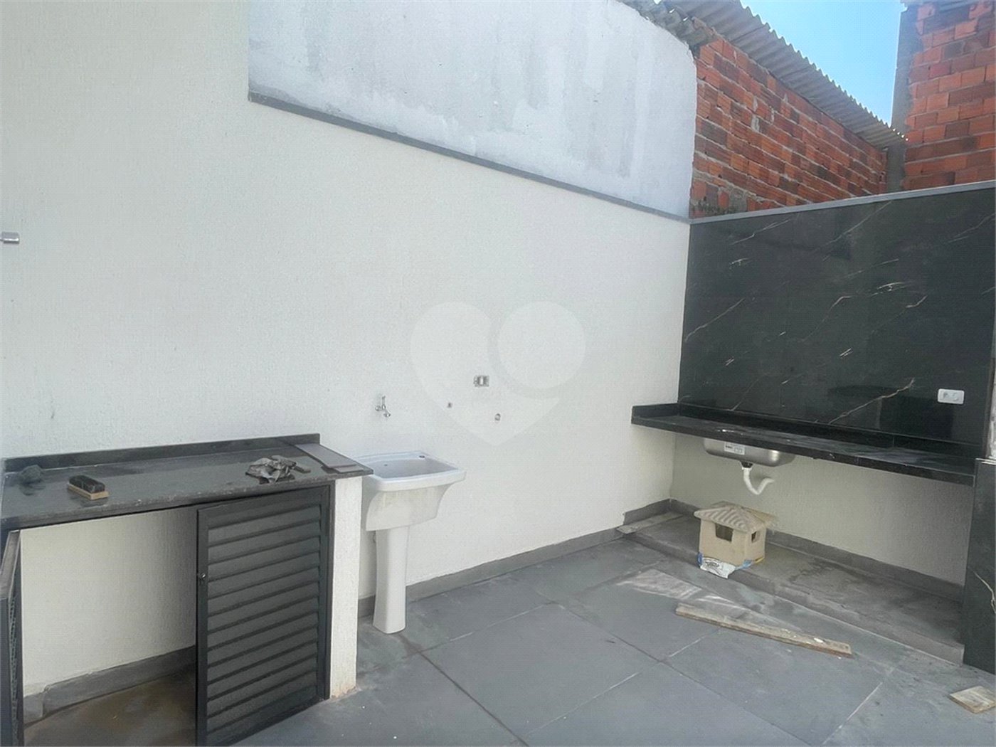 Casa à venda com 3 quartos, sendo 1 suíte,  em Jardim São Pedro, Mogi das Cruzes, SP