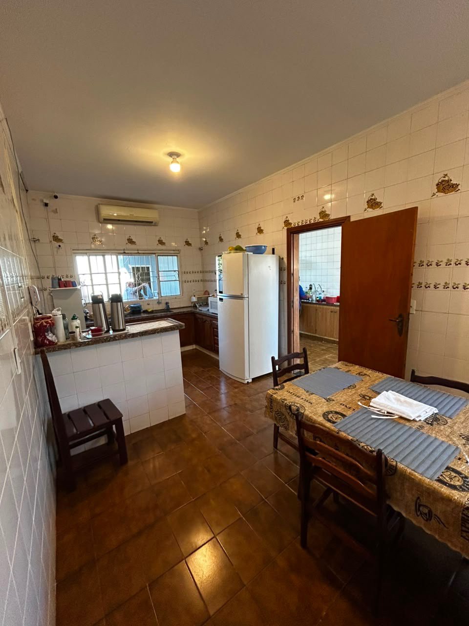 Casa à venda com 3 quartos, sendo 1 suíte,  em Vila Nova, Três Lagoas, MS