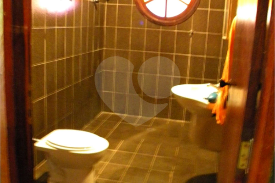 Chácara à venda com 7 quartos, sendo 1 suíte, em Capoavinha, Mairiporã, SP
