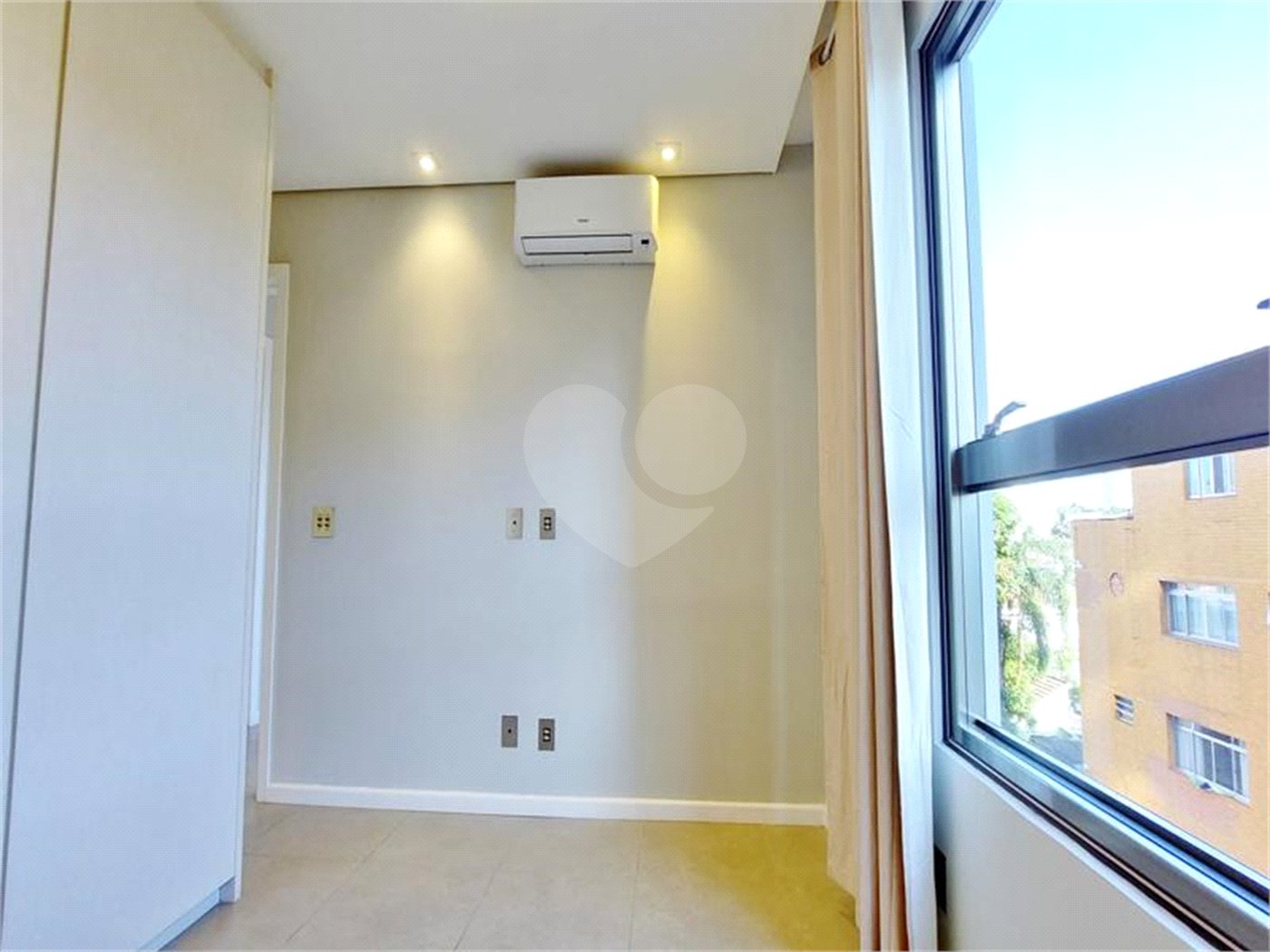 Apartamento à venda com 1 suíte em Jardim das Acácias, São Paulo, SP