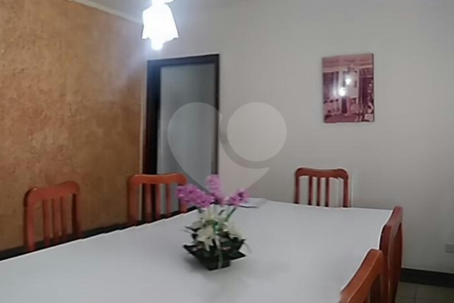Sobrado à venda com 3 quartos, sendo 1 suíte,  em Vila Guilherme, São Paulo, SP