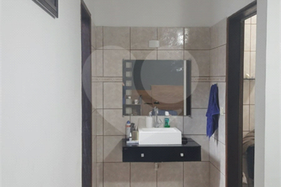 Sobrado à venda com 3 quartos, sendo 1 suíte, em Tremembé, São Paulo, SP