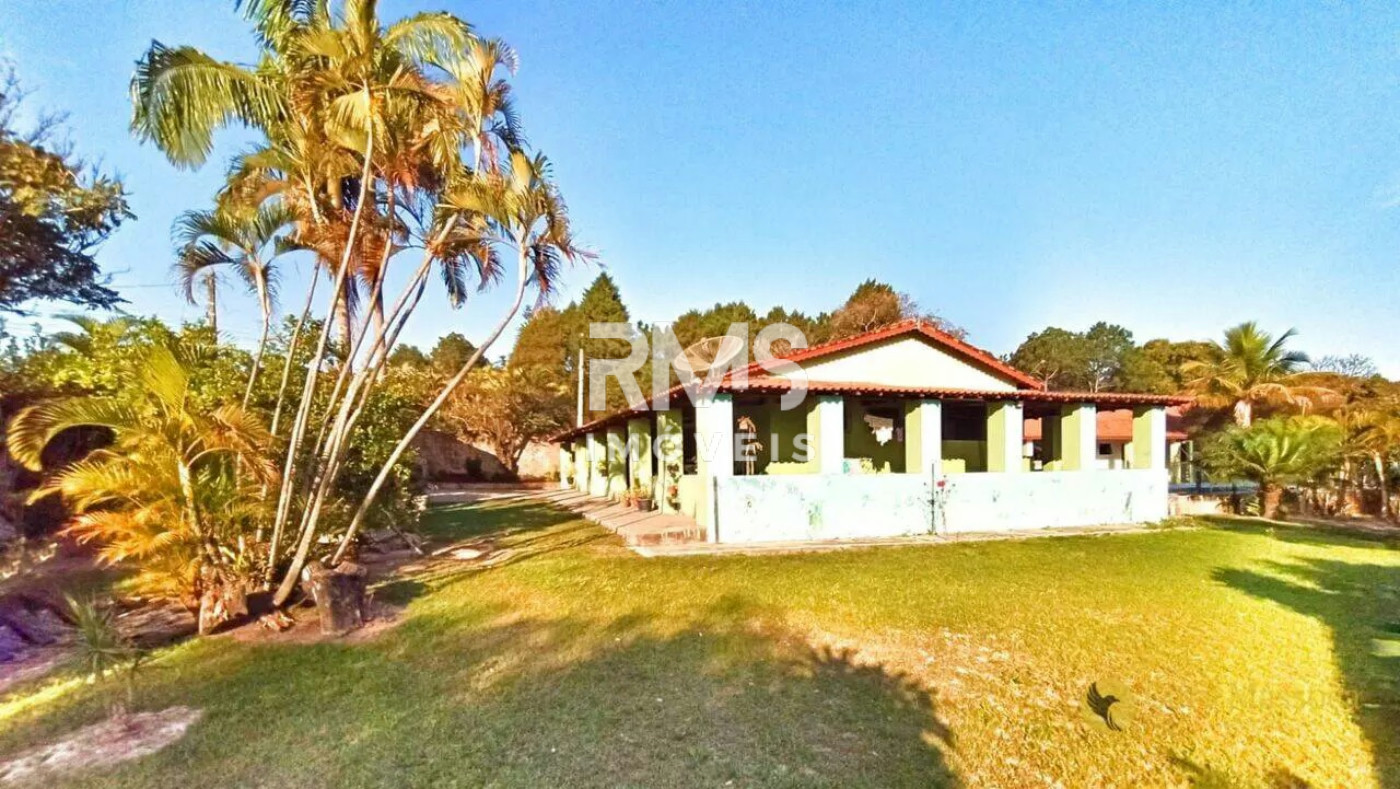 Chácara à venda com 4 quartos, sendo 2 suítes,  em Chácara Sete Quedas, Itu, SP
