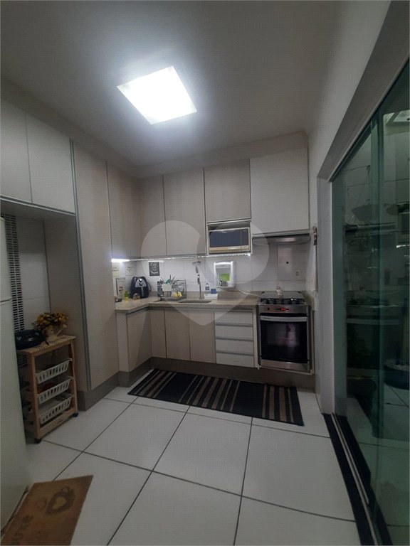 Casa à venda com 3 quartos no condomínio Pedro Voss, São Paulo - SP