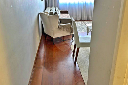 Apartamento à venda com 3 quartos, sendo 1 suíte, em Santo Amaro, São Paulo, SP