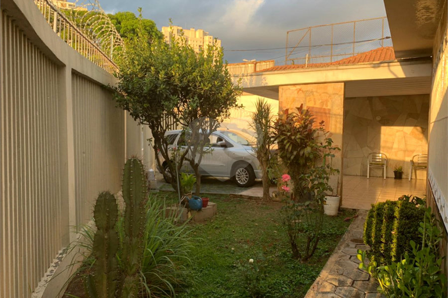 Casa Térrea à venda com 3 quartos, sendo 1 suíte, em Vila Galvão, Guarulhos, SP