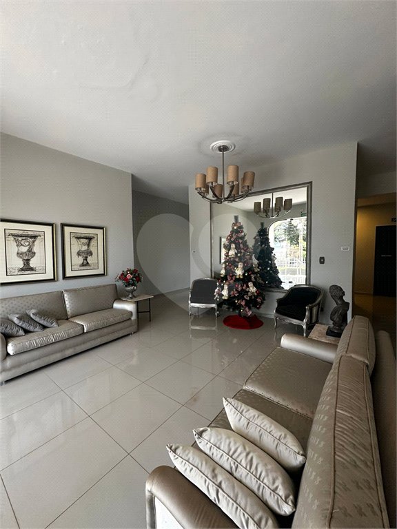 Apartamento à venda com 2 quartos, sendo 1 suíte, no Centro, Ponta Porã, MS