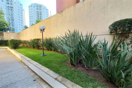 Apartamento à venda com 3 quartos, sendo 1 suíte,  em Vila Indiana, São Paulo, SP
