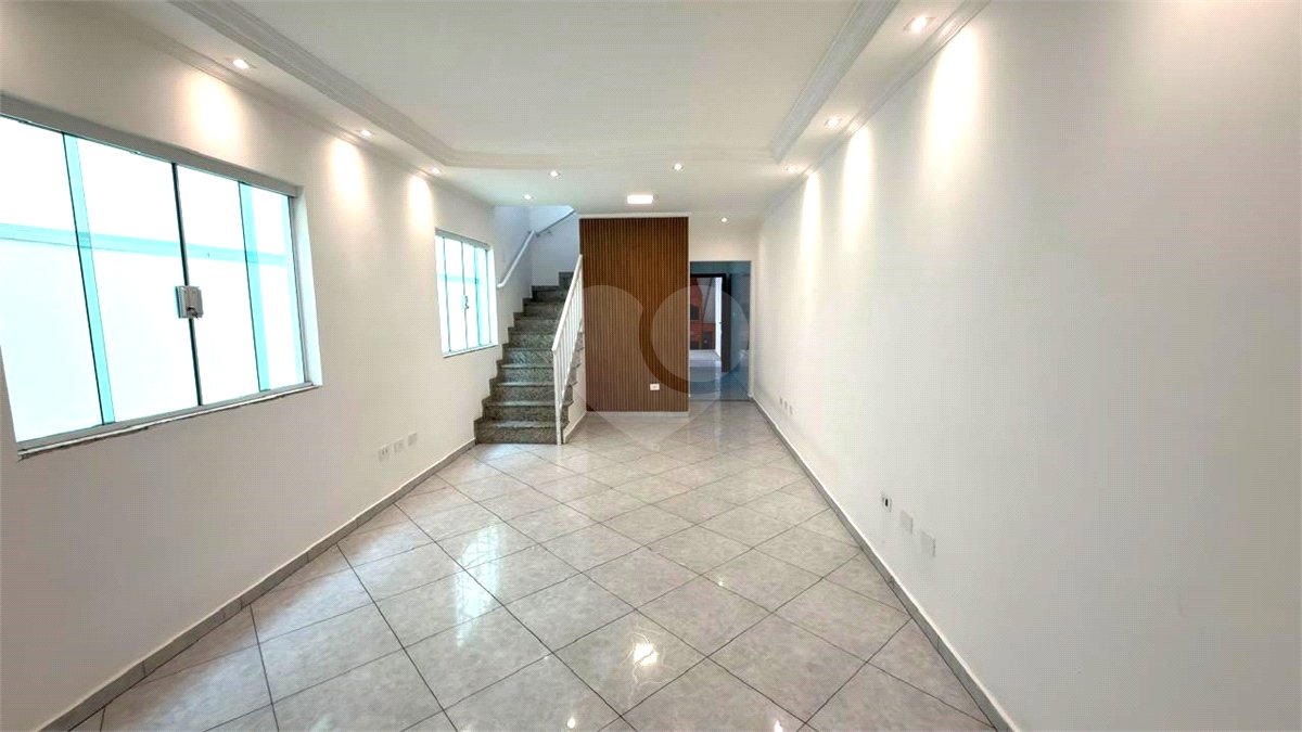 Sobrado à venda com 3 quartos, sendo 1 suíte, em Jardim Vila Formosa, São Paulo, SP