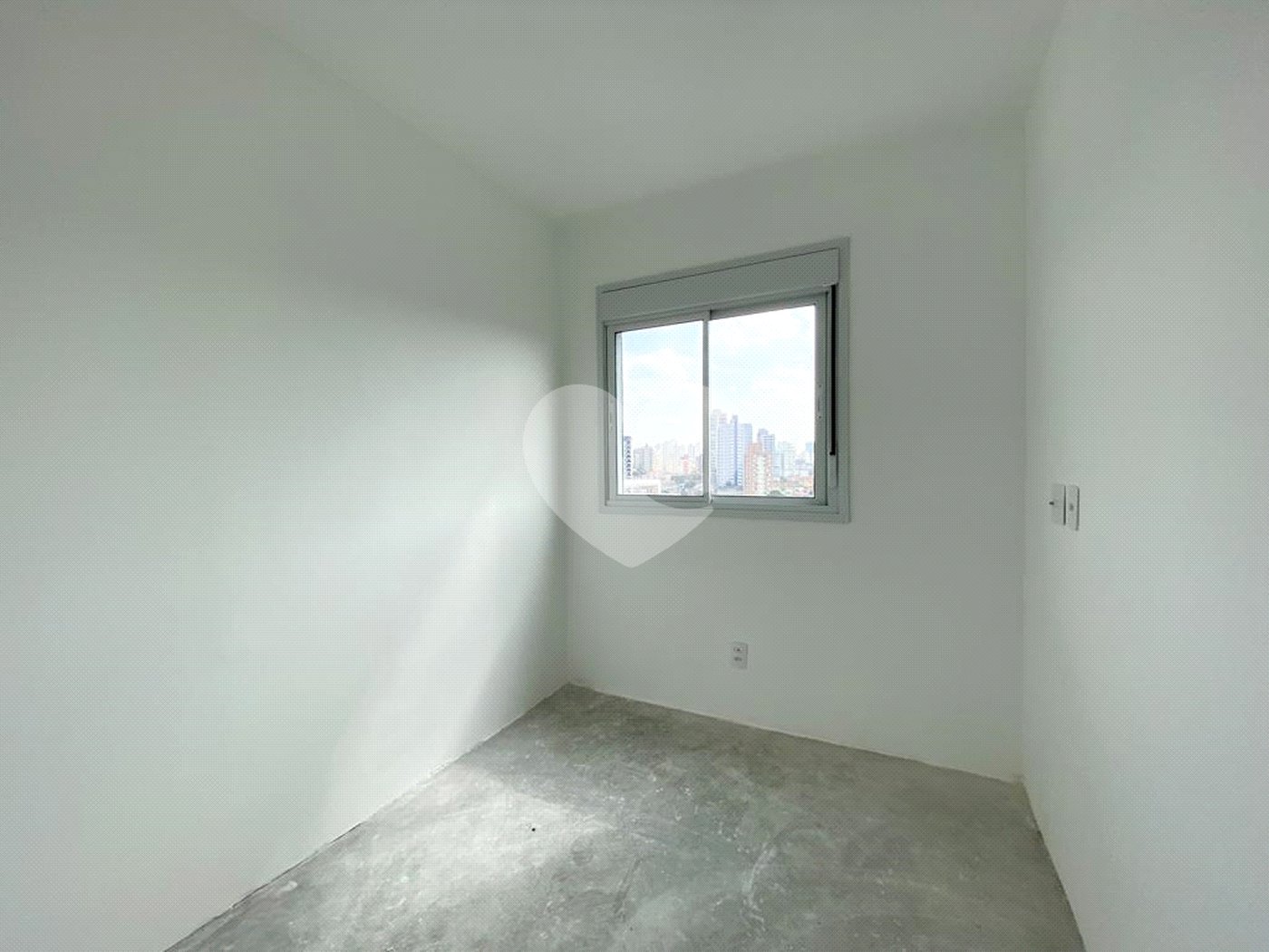Apartamento à venda com 3 quartos, sendo 1 suíte,  em Parada Inglesa, São Paulo, SP