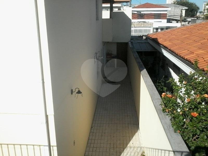 Sobrado à venda com 5 quartos, sendo 2 suítes, em Jardim Aeroporto, São Paulo, SP