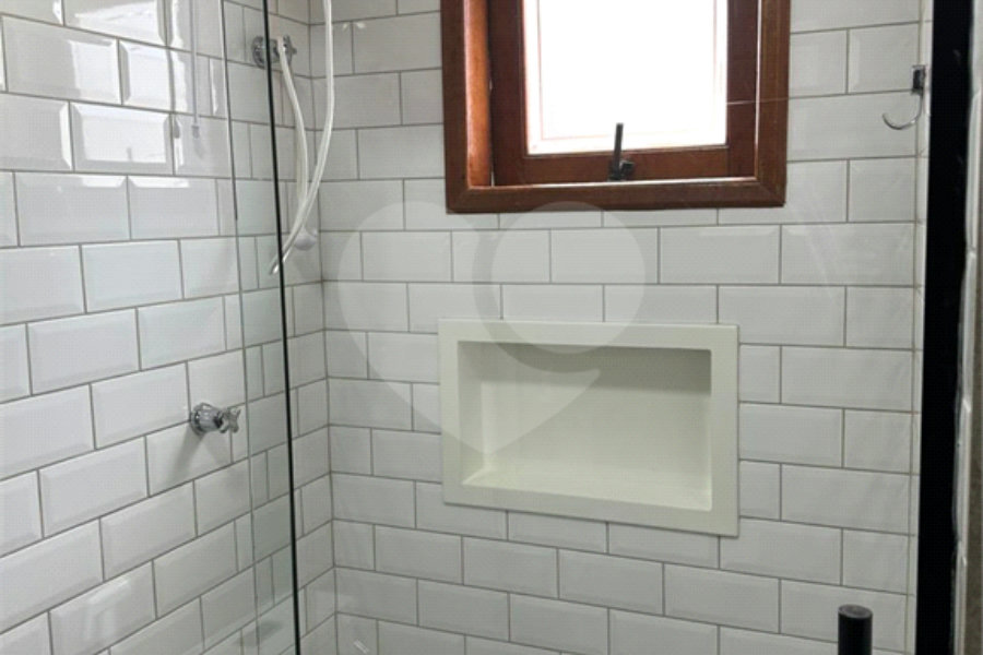 Casa à venda com 3 quartos, sendo 1 suíte, no condomínio Residencial Morada do Horto, São Paulo - SP