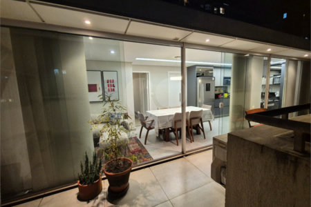 Apartamento à venda com 2 quartos, sendo 1 suíte, em Saúde, São Paulo, SP