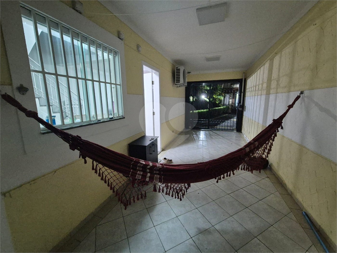 Casa à venda com 3 quartos, sendo 1 suíte, no condomínio Mariana, São Paulo - SP