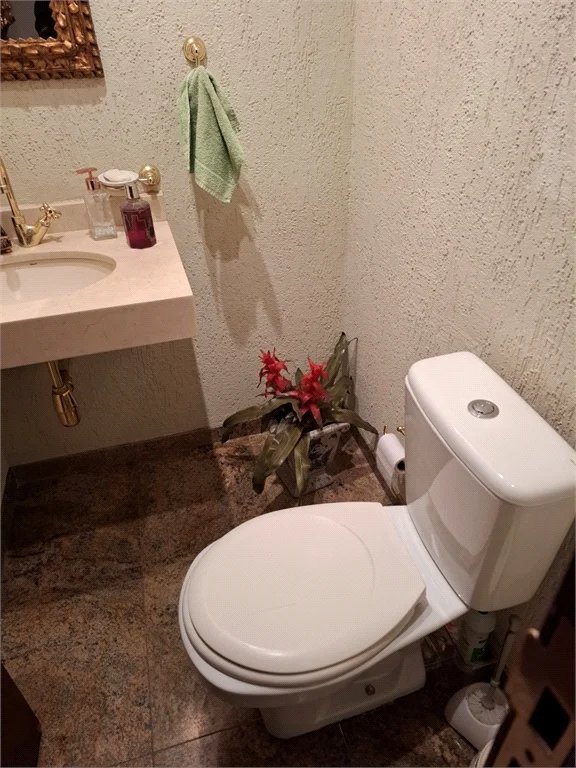 Apartamento à venda com 4 quartos, sendo 2 suítes, em Brooklin Paulista, São Paulo, SP