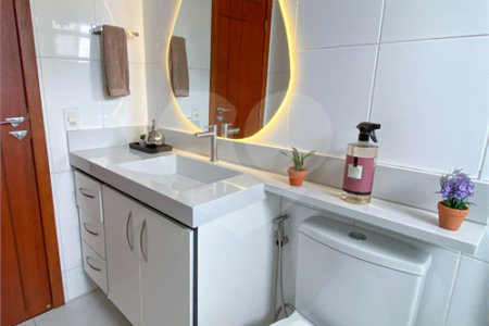 Casa à venda com 6 quartos, sendo 2 suítes, em Outerio da Glória, Porto Seguro, BA