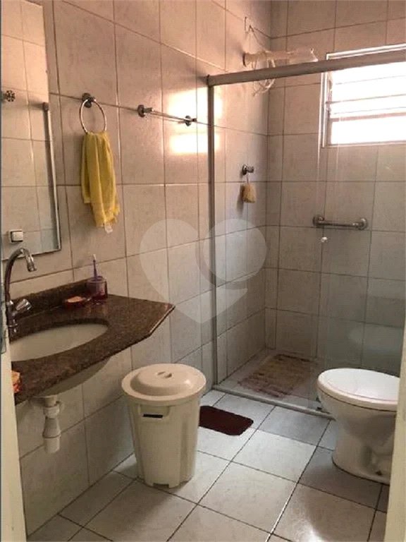 Sobrado à venda com 2 quartos em Vila Vitório Mazzei, São Paulo, SP